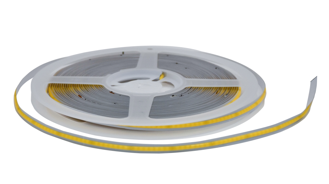 High voltage light strip